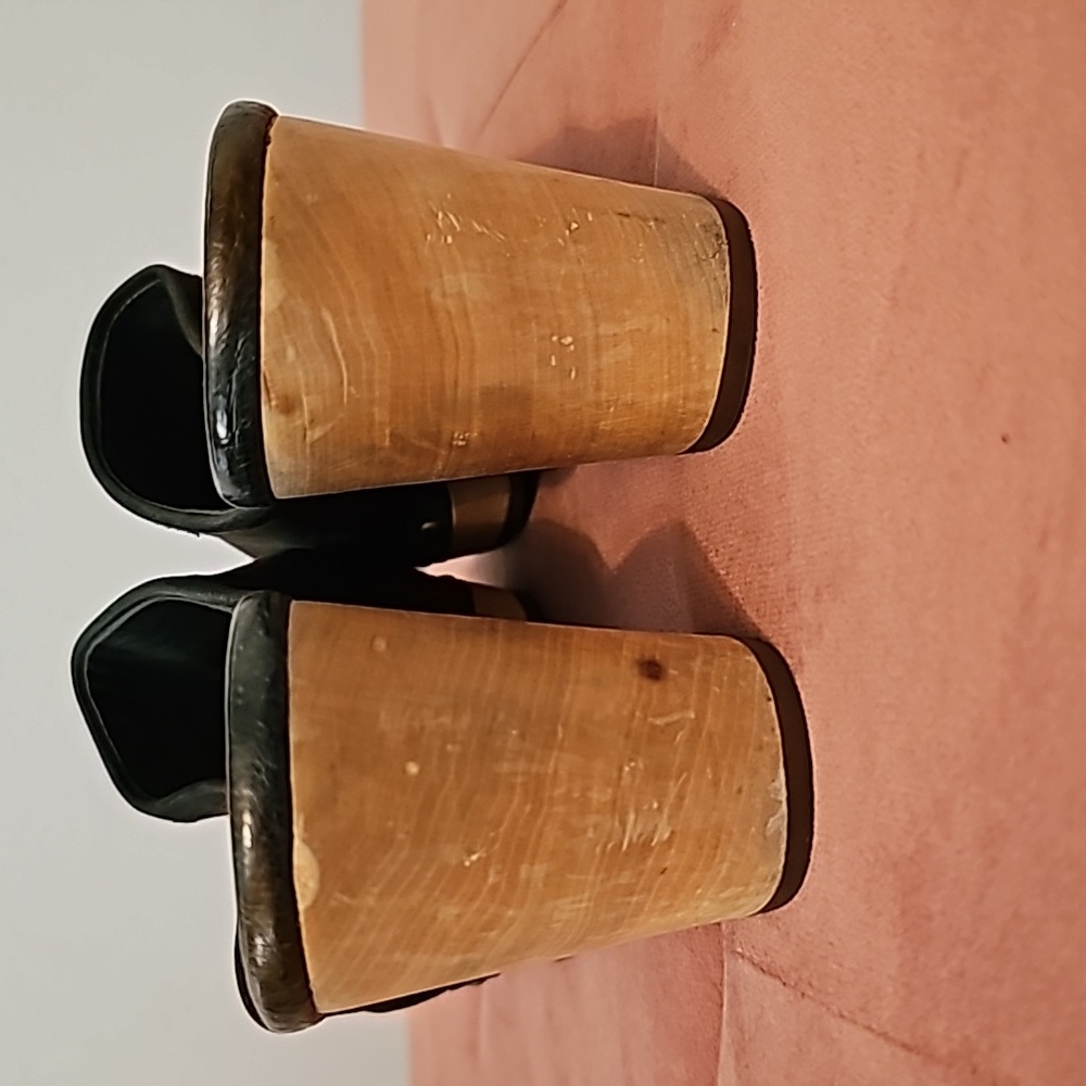 Ugg Clogs - image 3